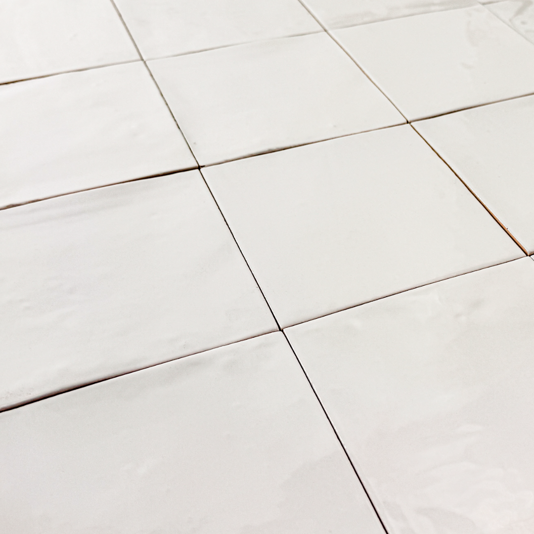 Heritage Soft White Glossy (5" X 5")