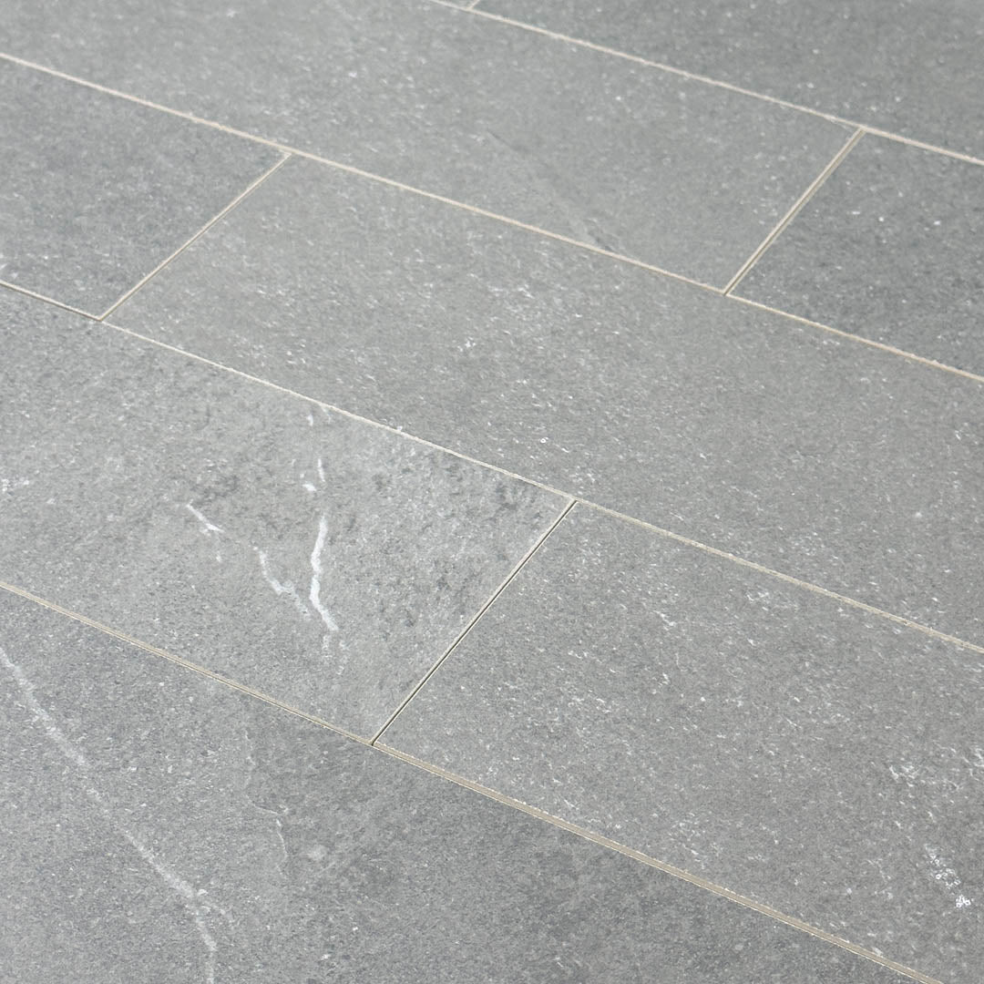 Stonehaven Dark (4" X 12")