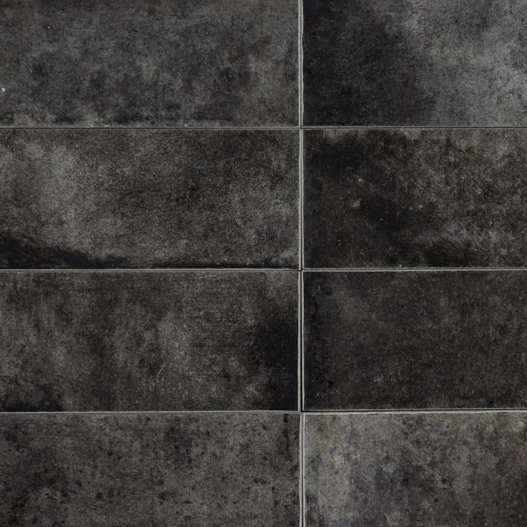 Tuscan Nero (2.5" x 8")