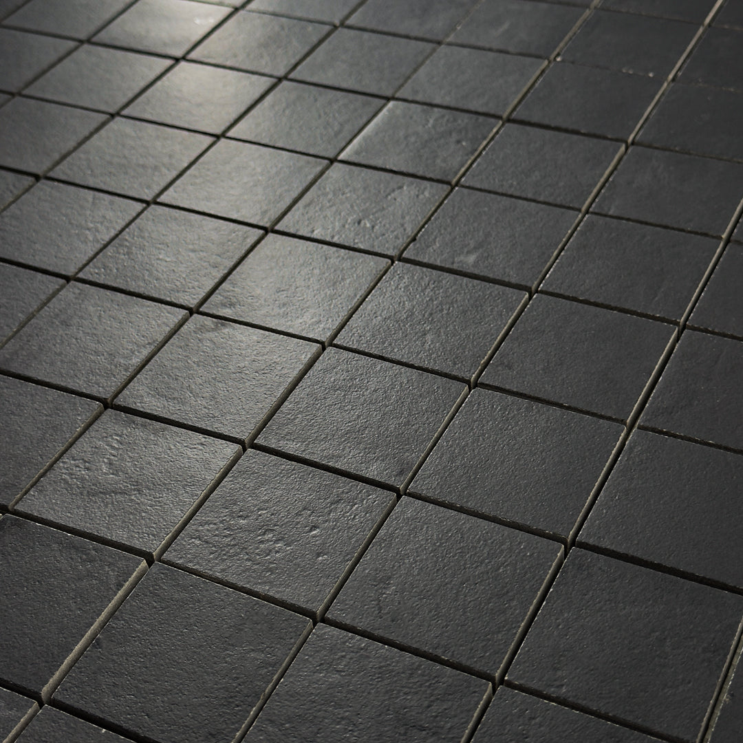 Checkmate Black Mosaic (2" X 2")