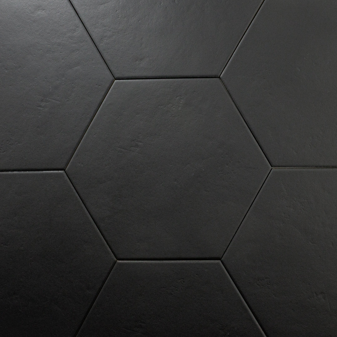 Checkmate Black Hexagon (10" X 9")