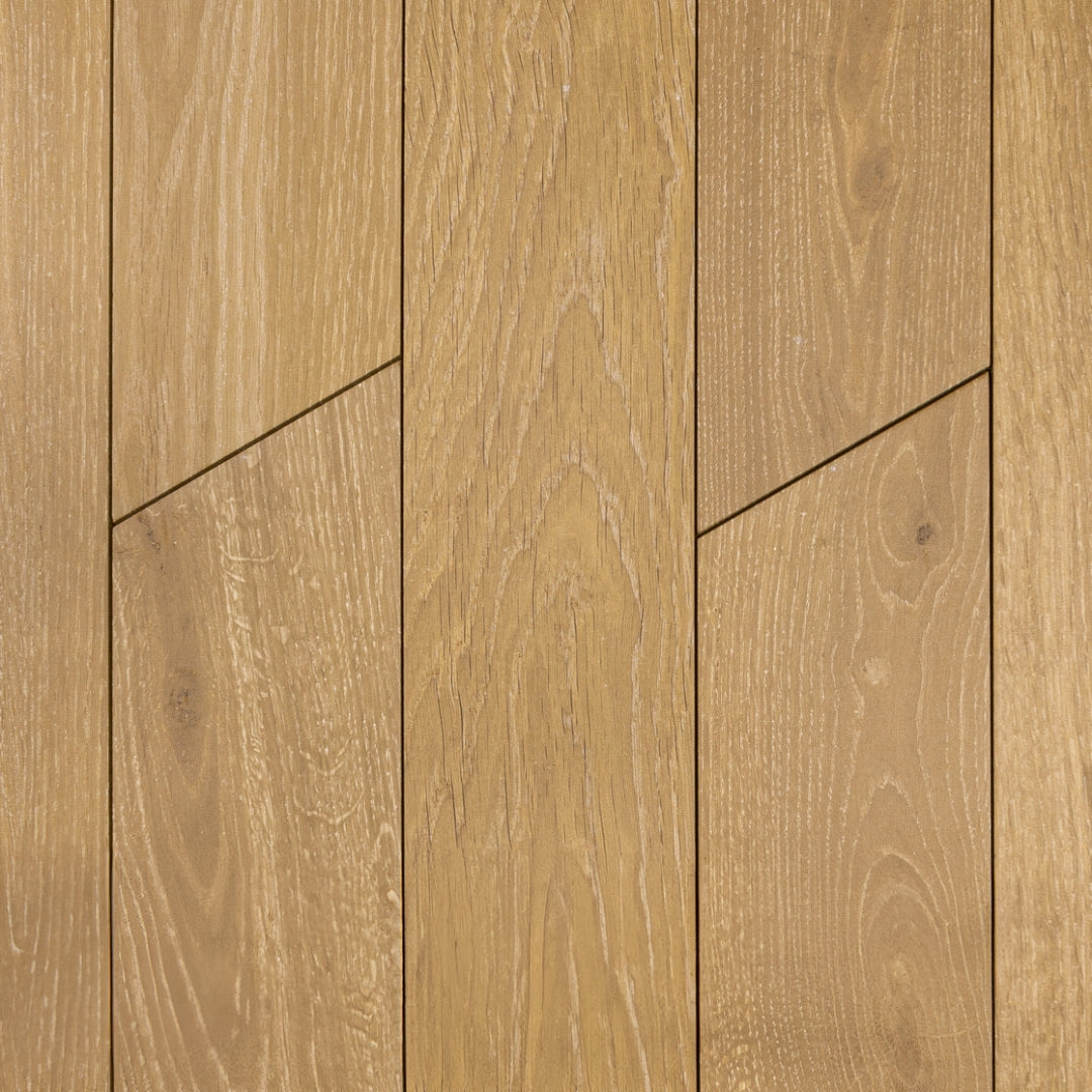 Tivoli Oak 4″ x 20″ Chevron