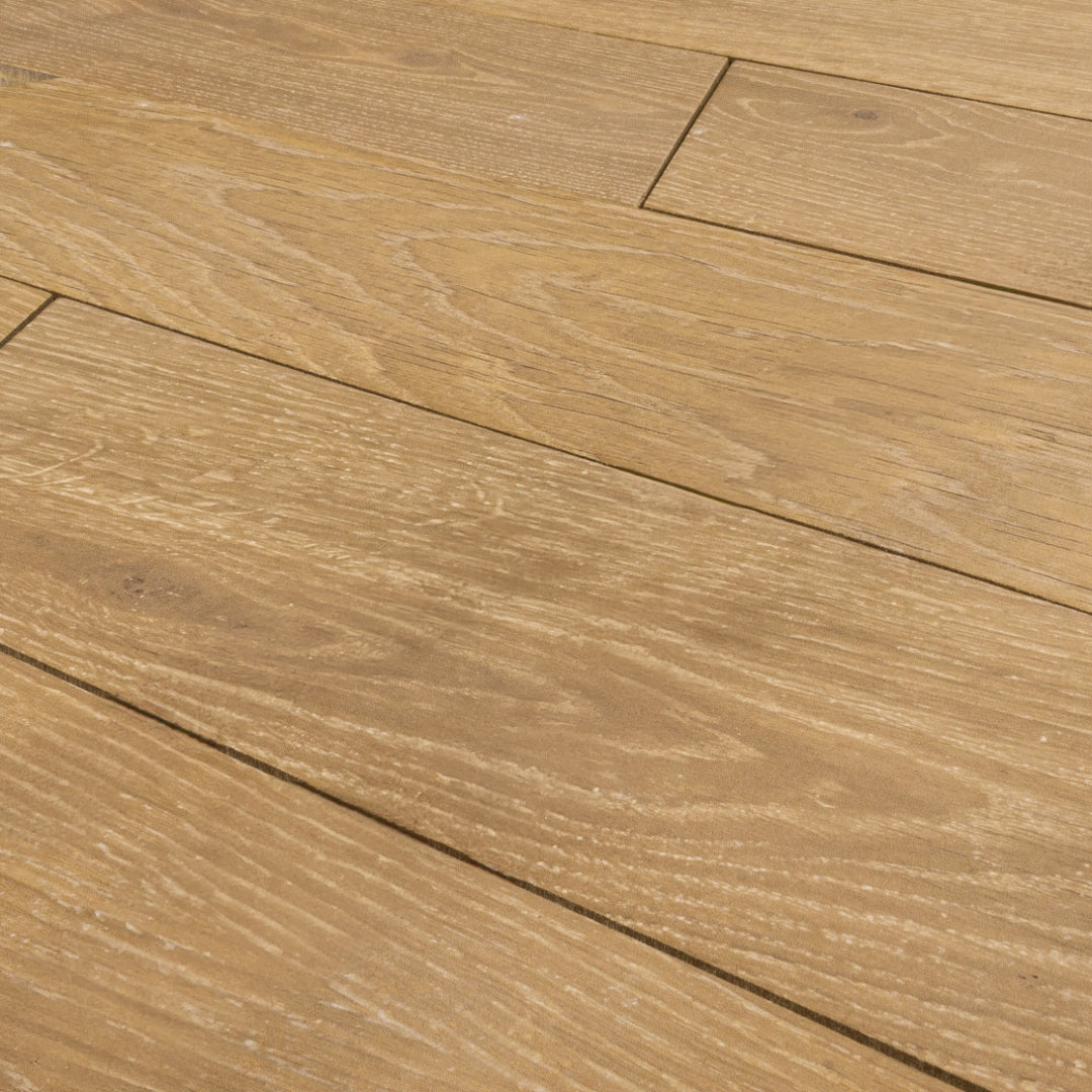 Tivoli Oak 4″ x 20″ Chevron